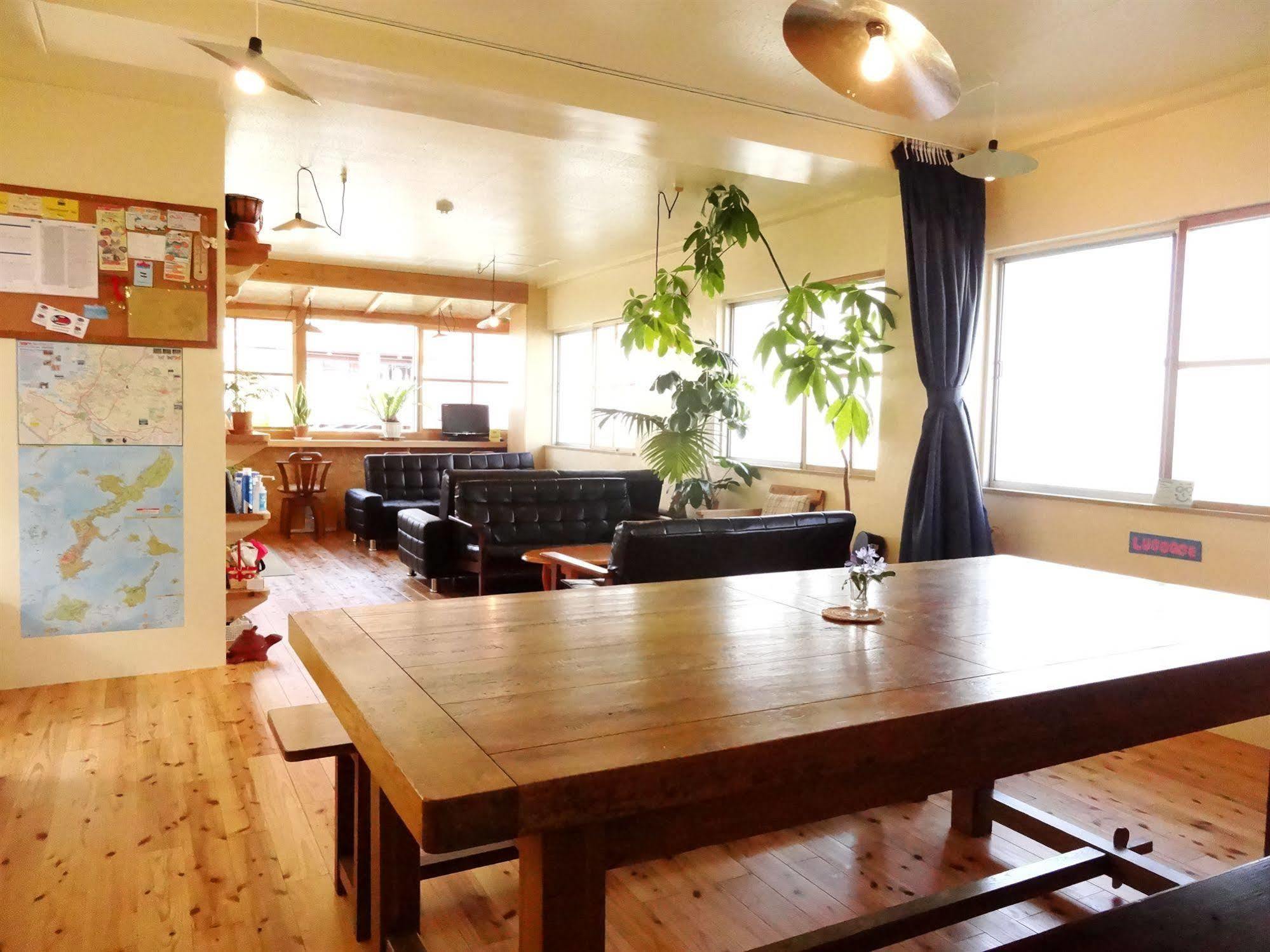 Okinawa Sora House Hostel Naha Buitenkant foto