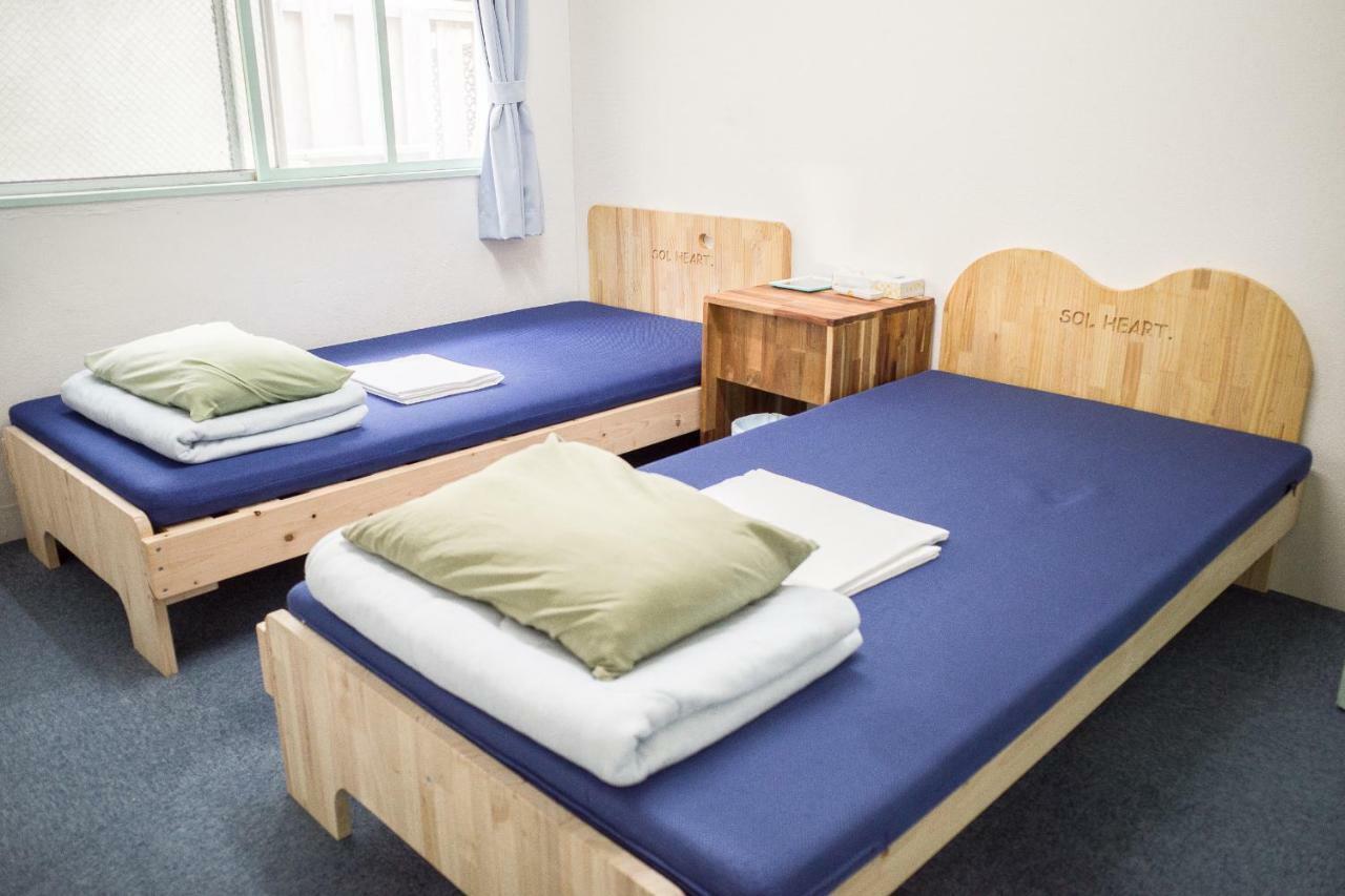 Okinawa Sora House Hostel Naha Buitenkant foto